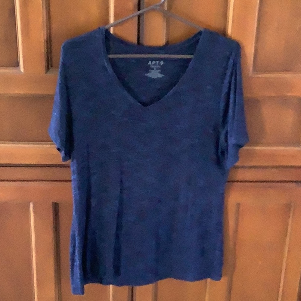 Apt. 9 Women's Navy Blue V-Neck Top